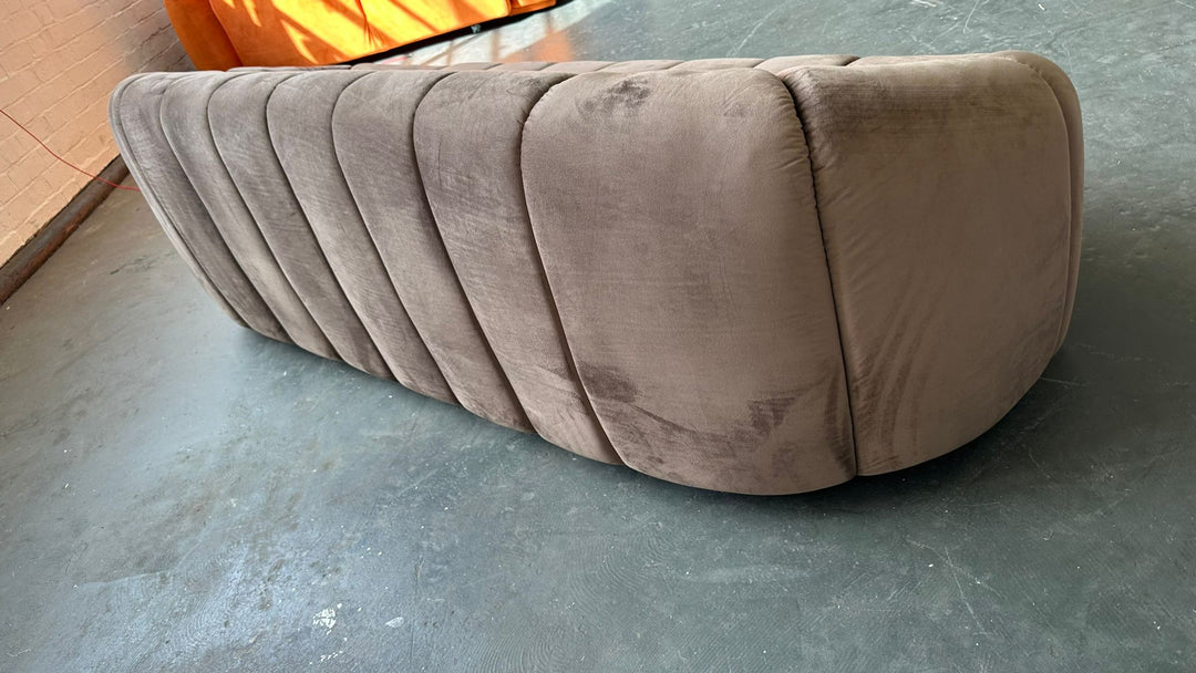 3 Seater Sofa Coffee Brown Velvet - W 210 cm x D 92 cm x H 70 cm